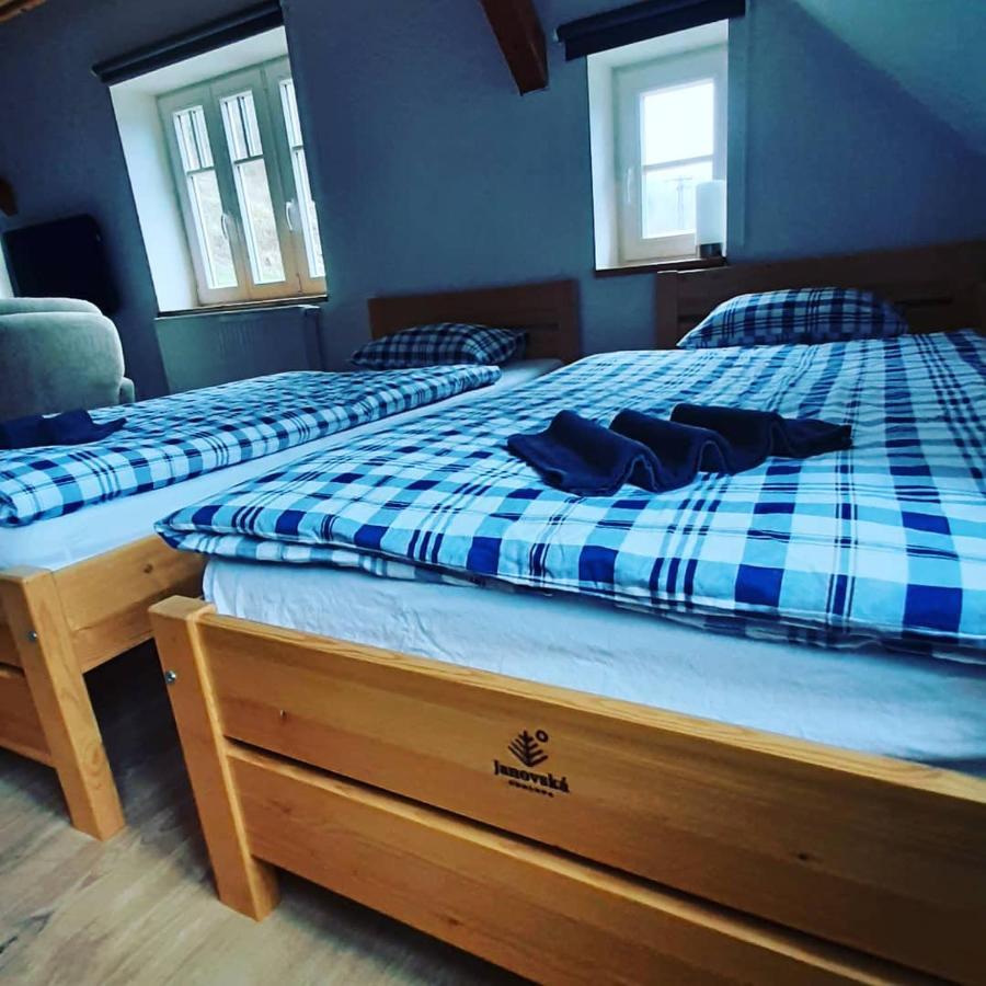 Janovska Chalupa Janov nad Nisou Buitenkant foto